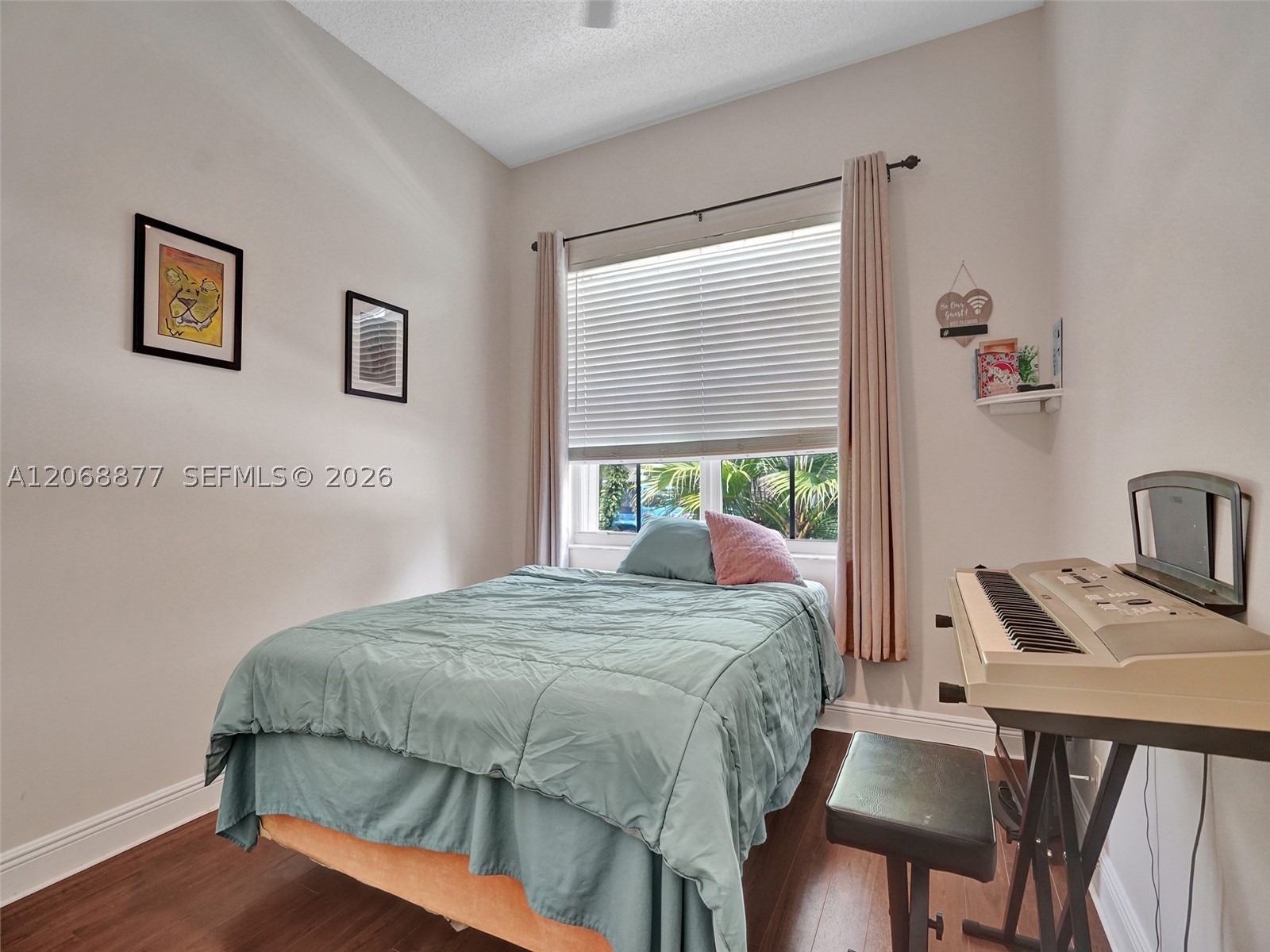 938 Bluewood Ter Property Photo 11