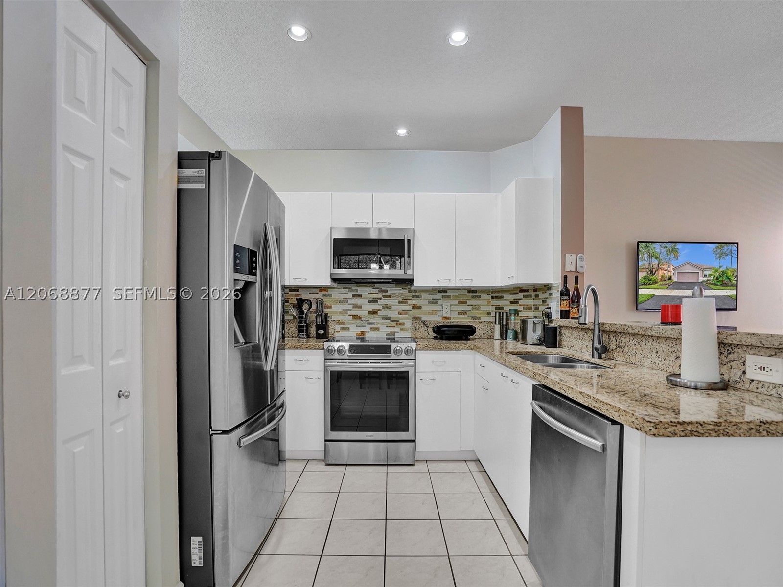 938 Bluewood Ter Property Photo 30