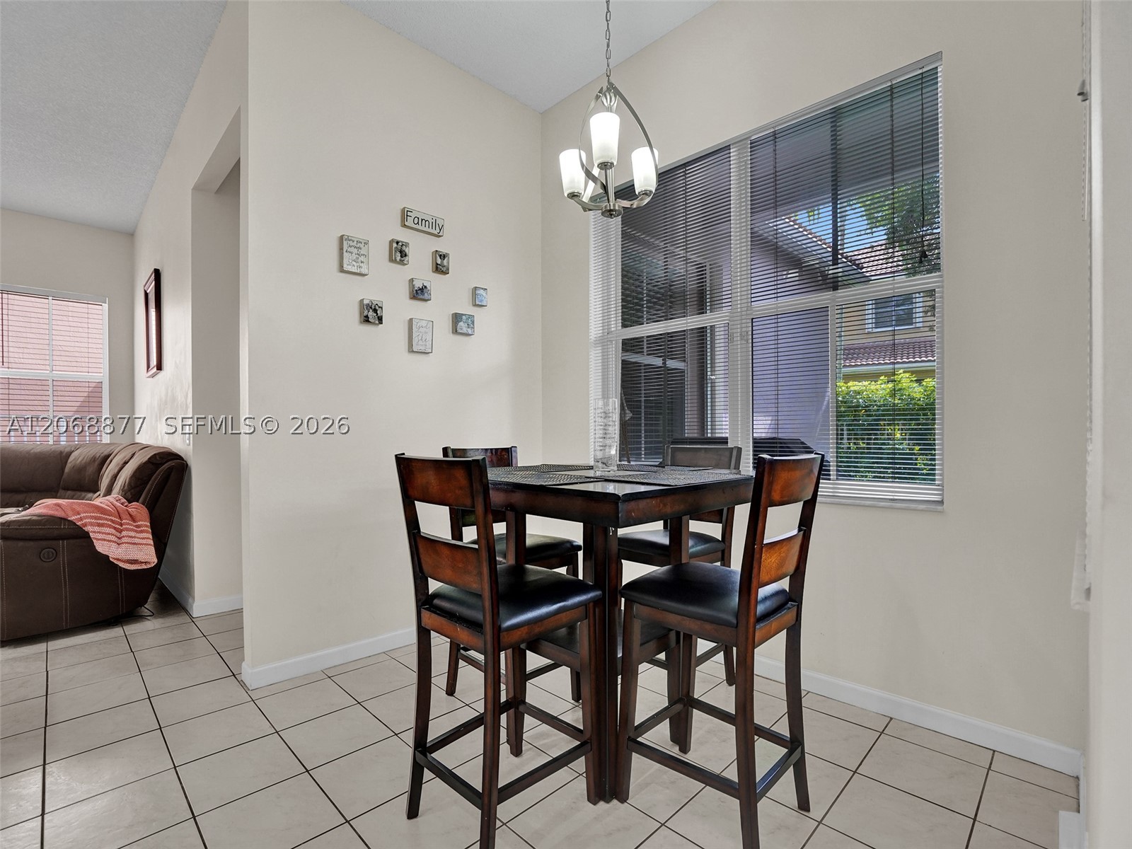938 Bluewood Ter Property Photo 33