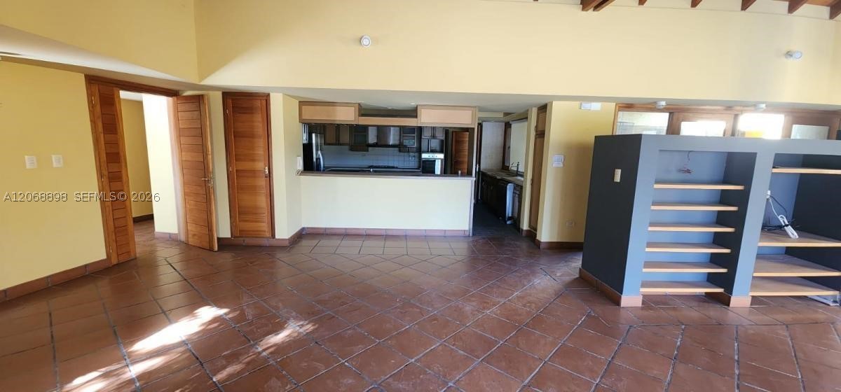1185 Progreso Property Photo 12