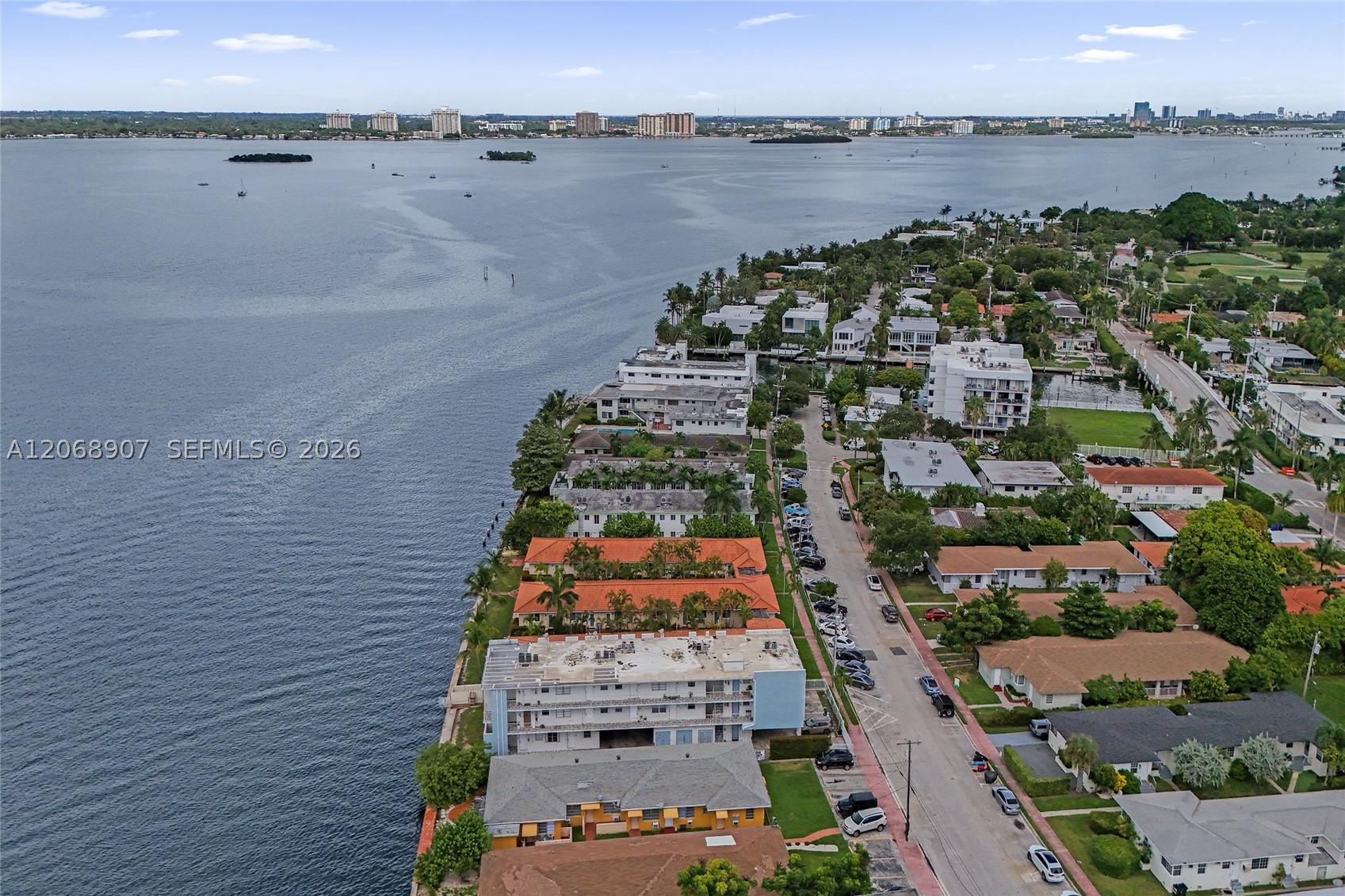 2170 Bay Dr 3-22 Property Photo 16