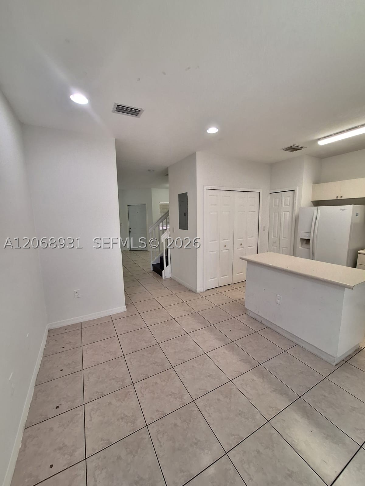 A12068931 Property Photo 11