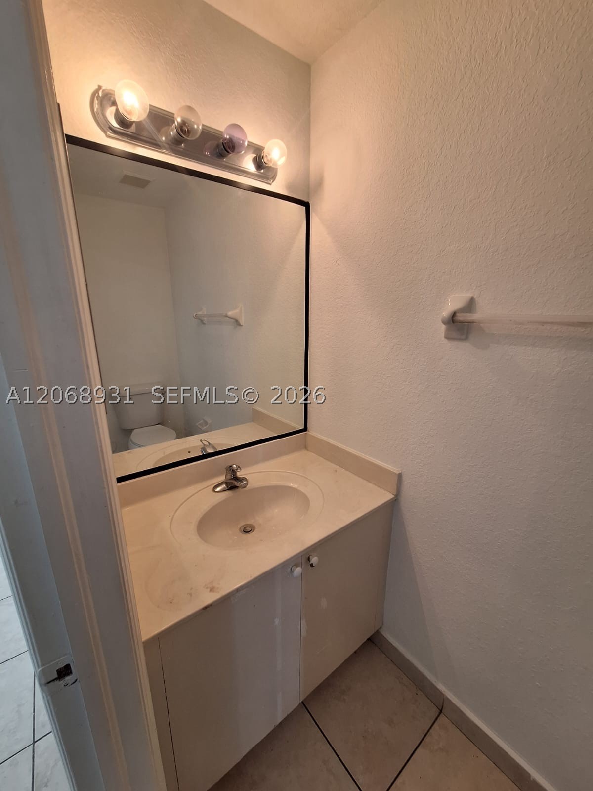 A12068931 Property Photo 13