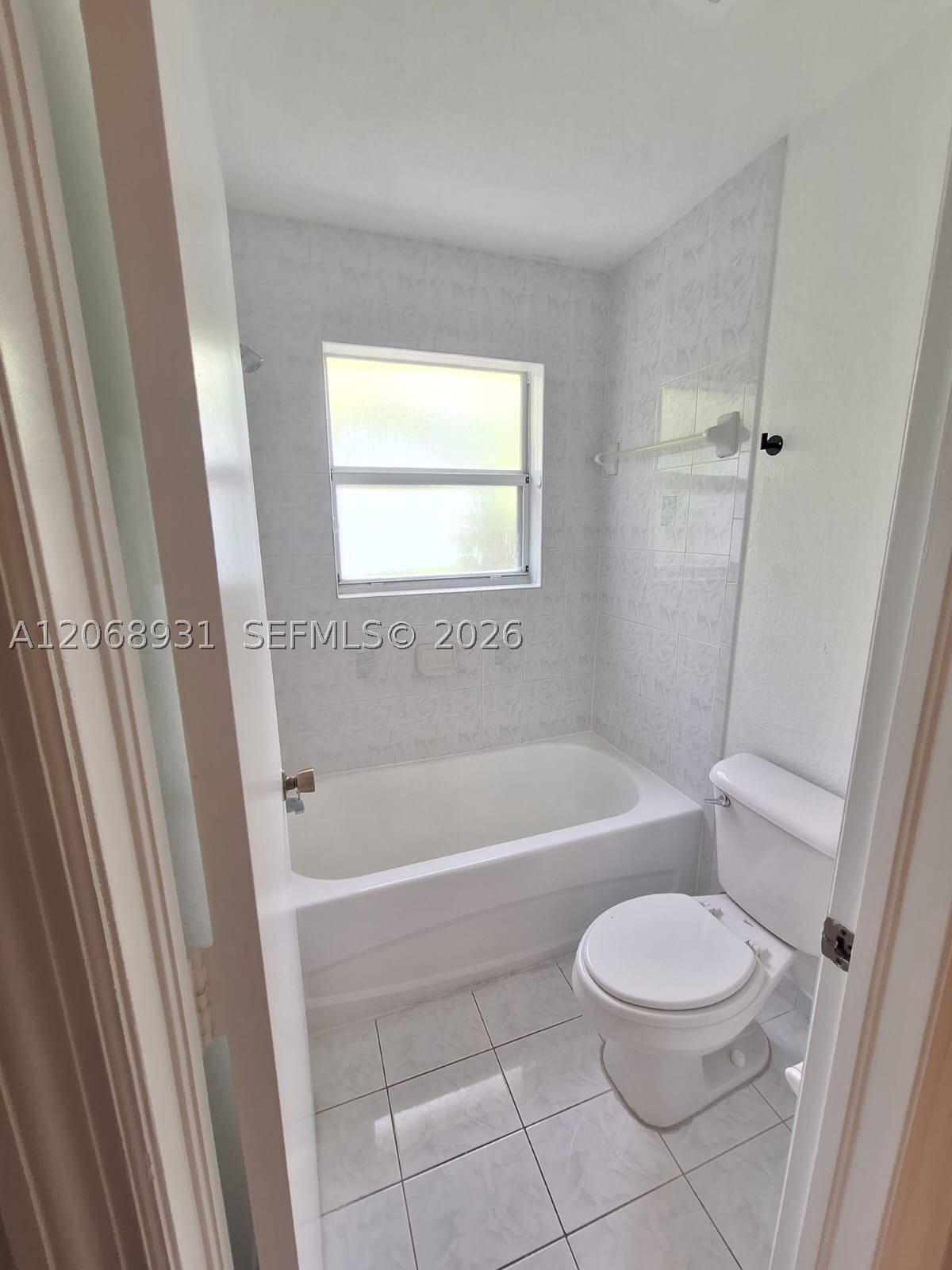 A12068931 Property Photo 16