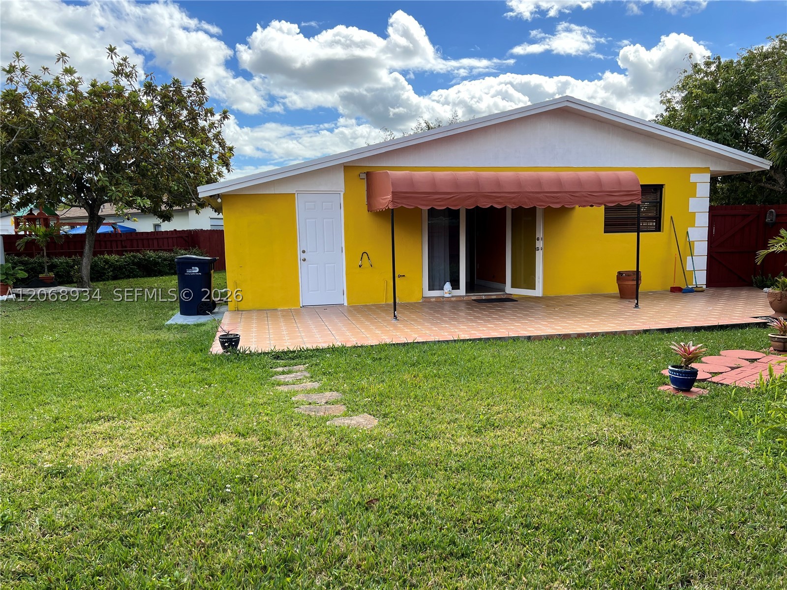 12135 Sw 182nd Ter Property Photo 4