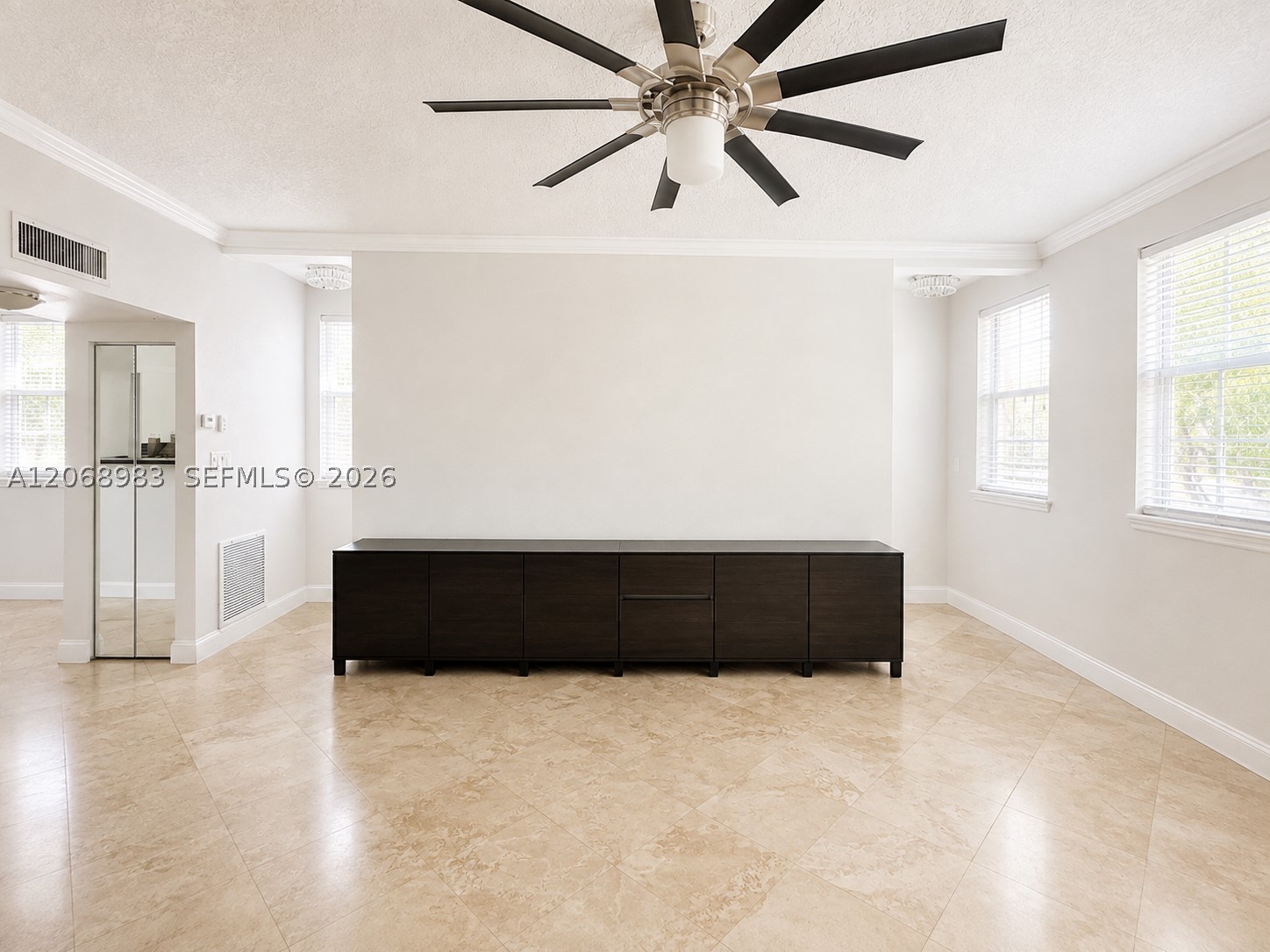 2069 S Ocean Dr Th18 Property Photo 21