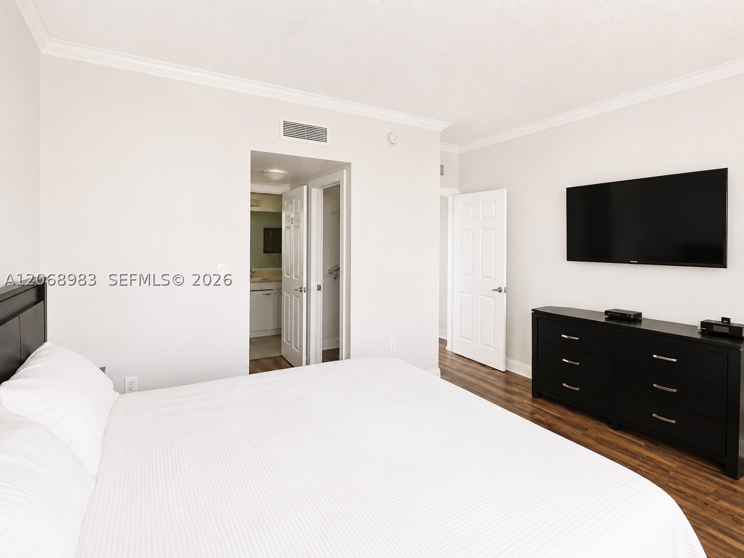 2069 S Ocean Dr Th18 Property Photo 34