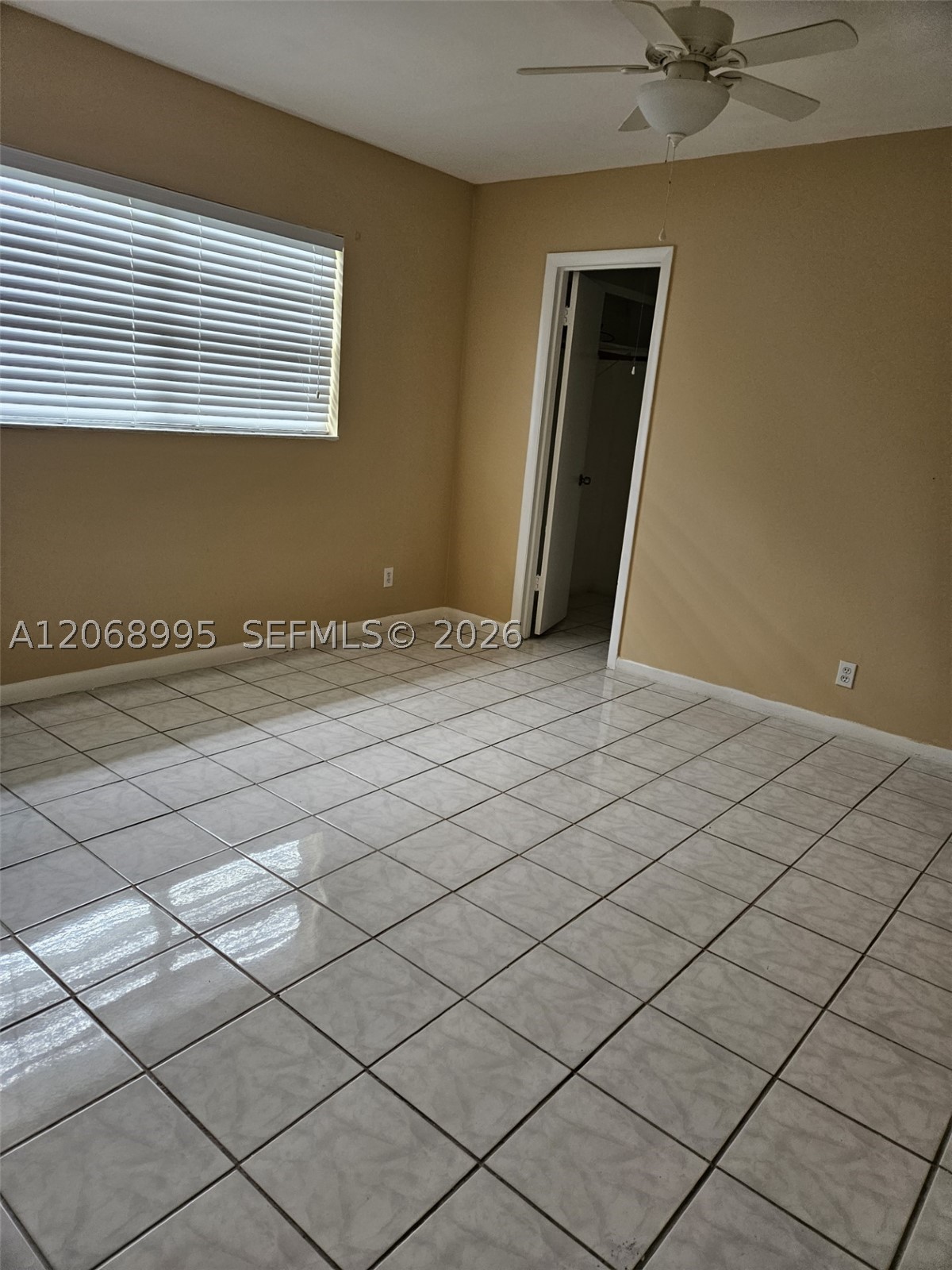 1008 Ne 34th Ct A Property Photo 5