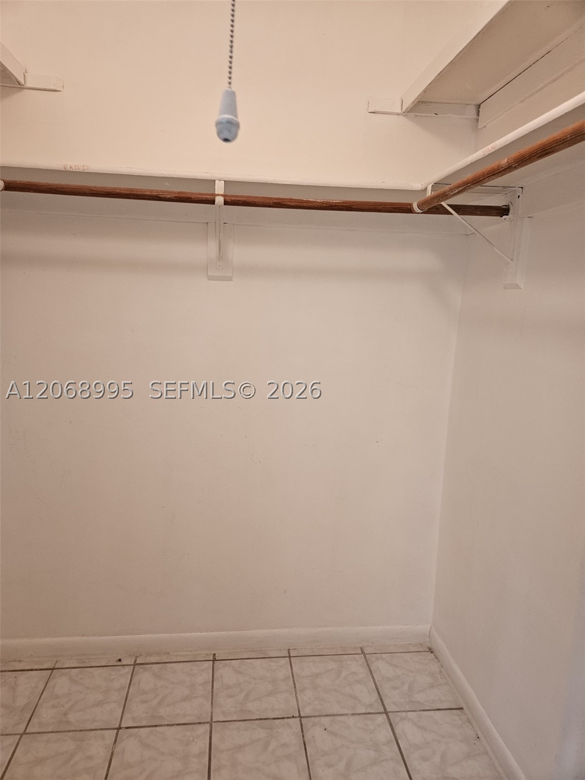 1008 Ne 34th Ct A Property Photo 7
