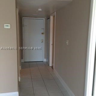 488 Nw 165th St Rd B-614 Property Photo 2