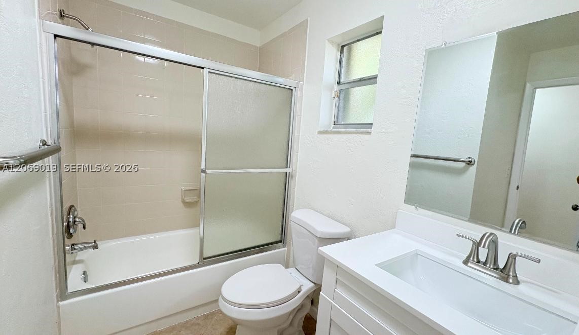 821 W Beckley Sq Property Photo 17