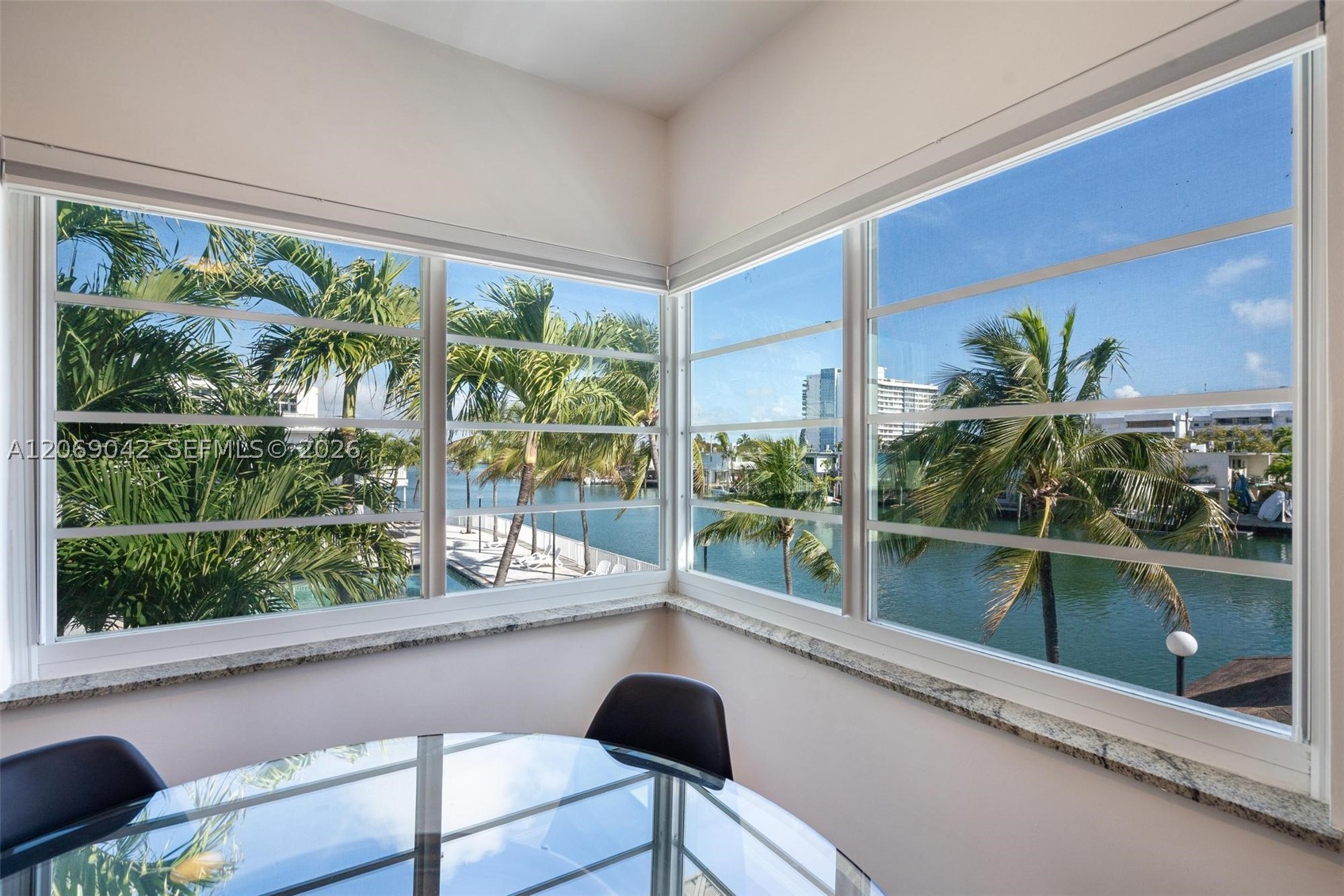 7207 Bay Dr 11 Property Photo 12