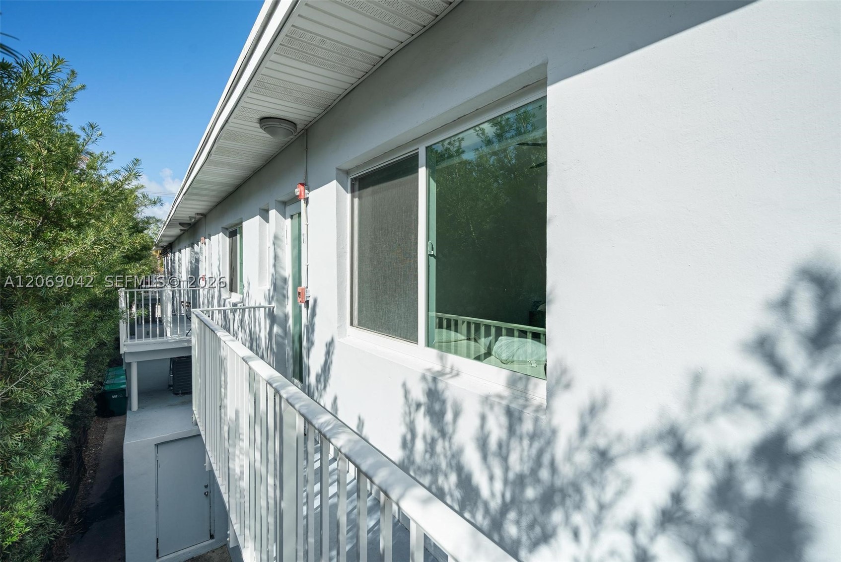 7207 Bay Dr 11 Property Photo 18