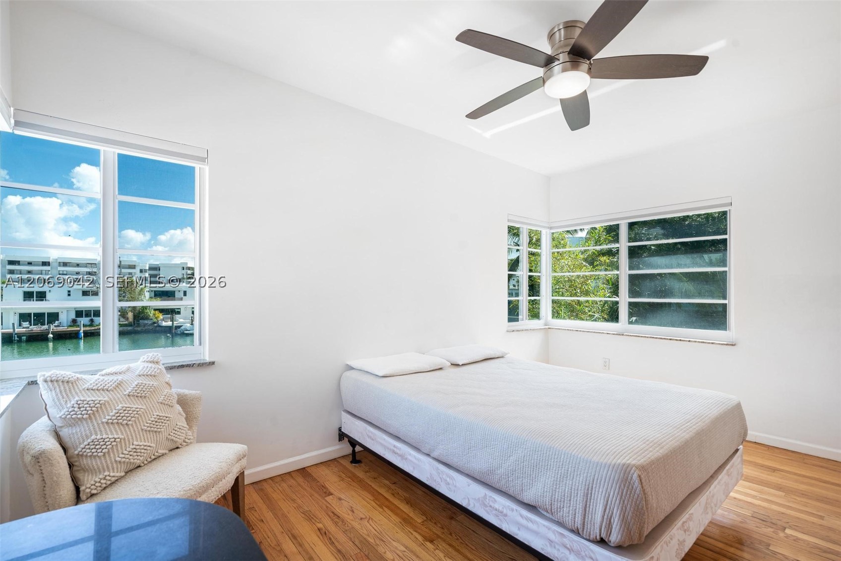 7207 Bay Dr 11 Property Photo 25