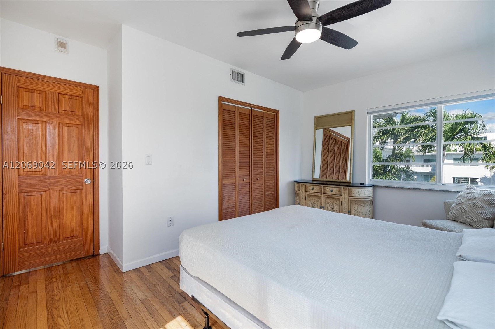 7207 Bay Dr 11 Property Photo 27