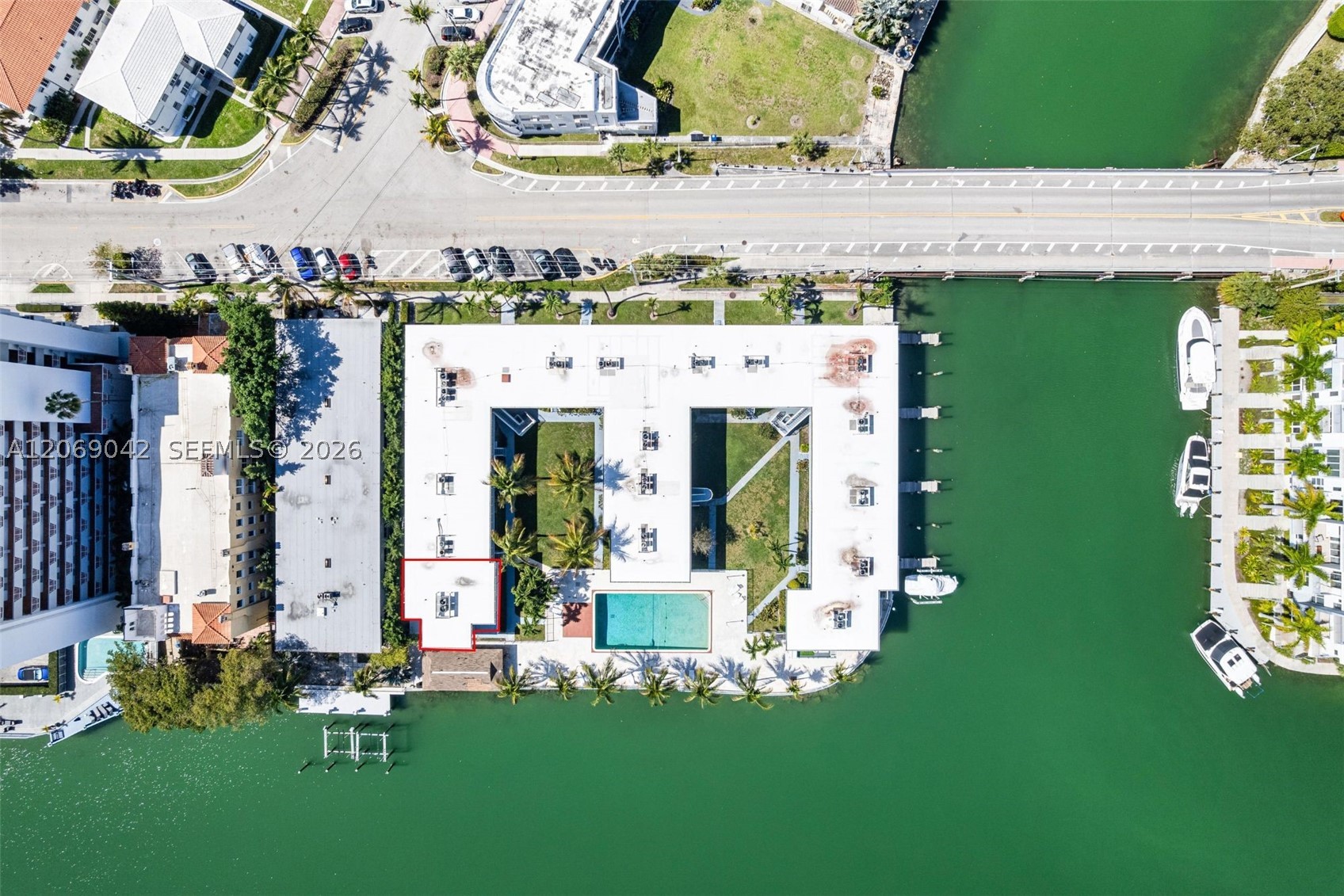 7207 Bay Dr 11 Property Photo 48