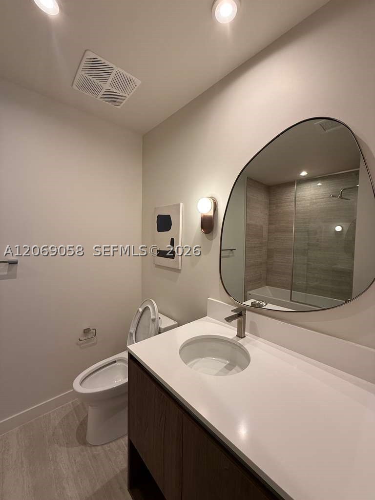 1611 Sw 2nd Ave 610 Property Photo 4