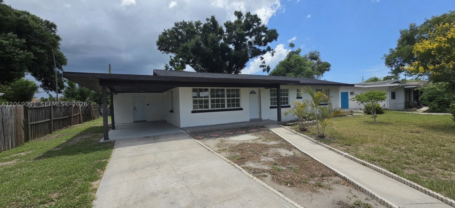 A12069091 Property Photo 3