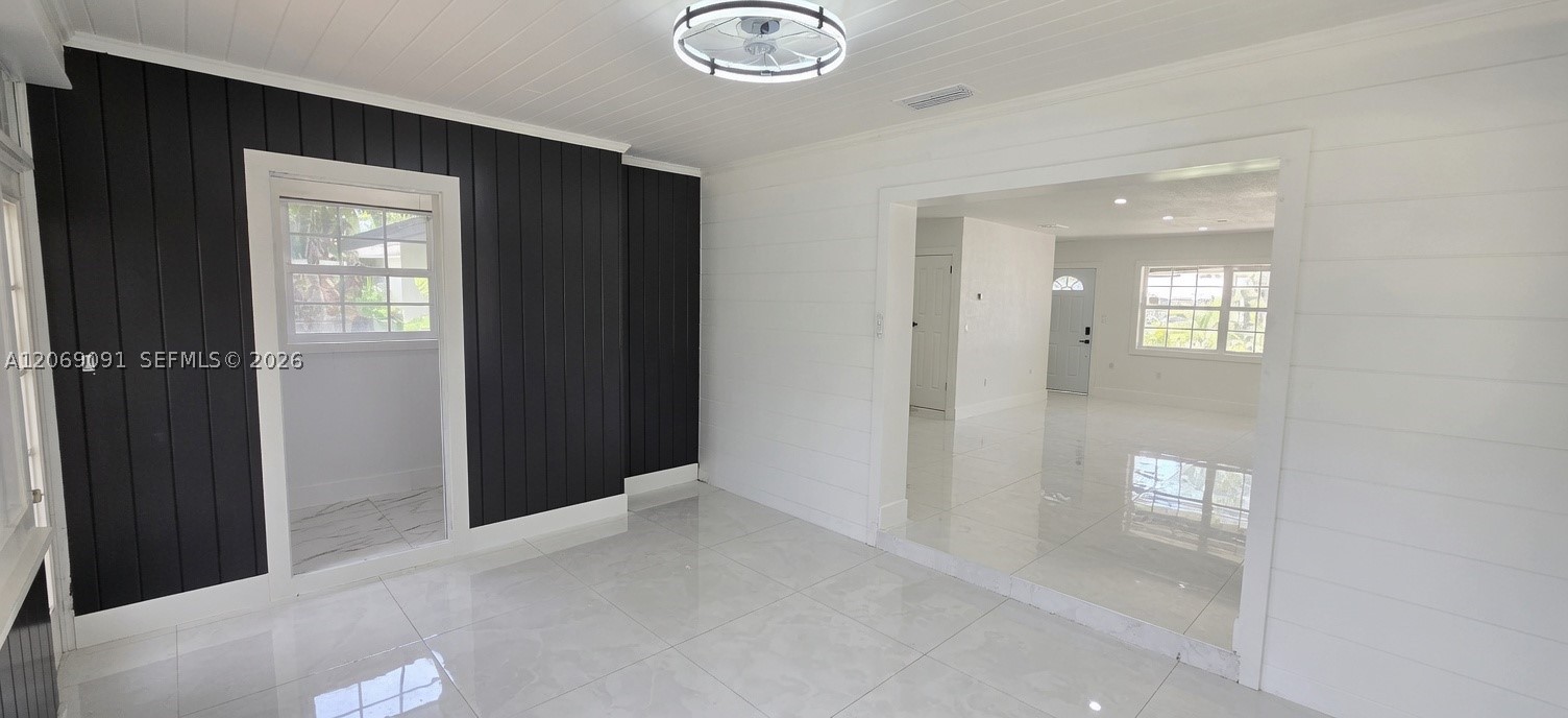 A12069091 Property Photo 7