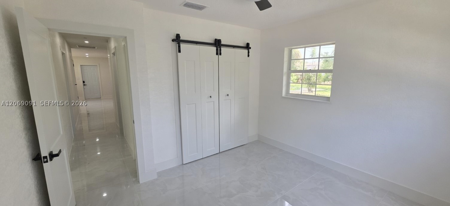 A12069091 Property Photo 11