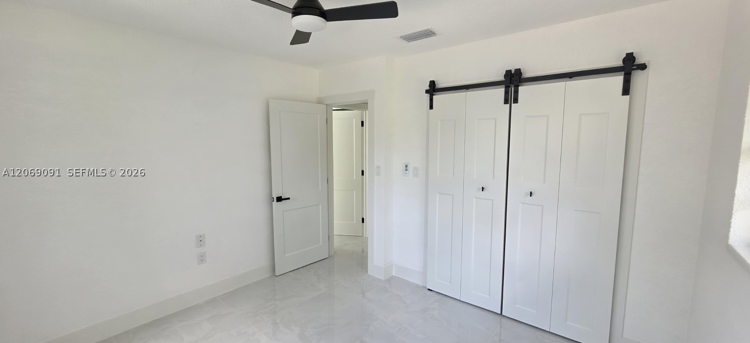 A12069091 Property Photo 17