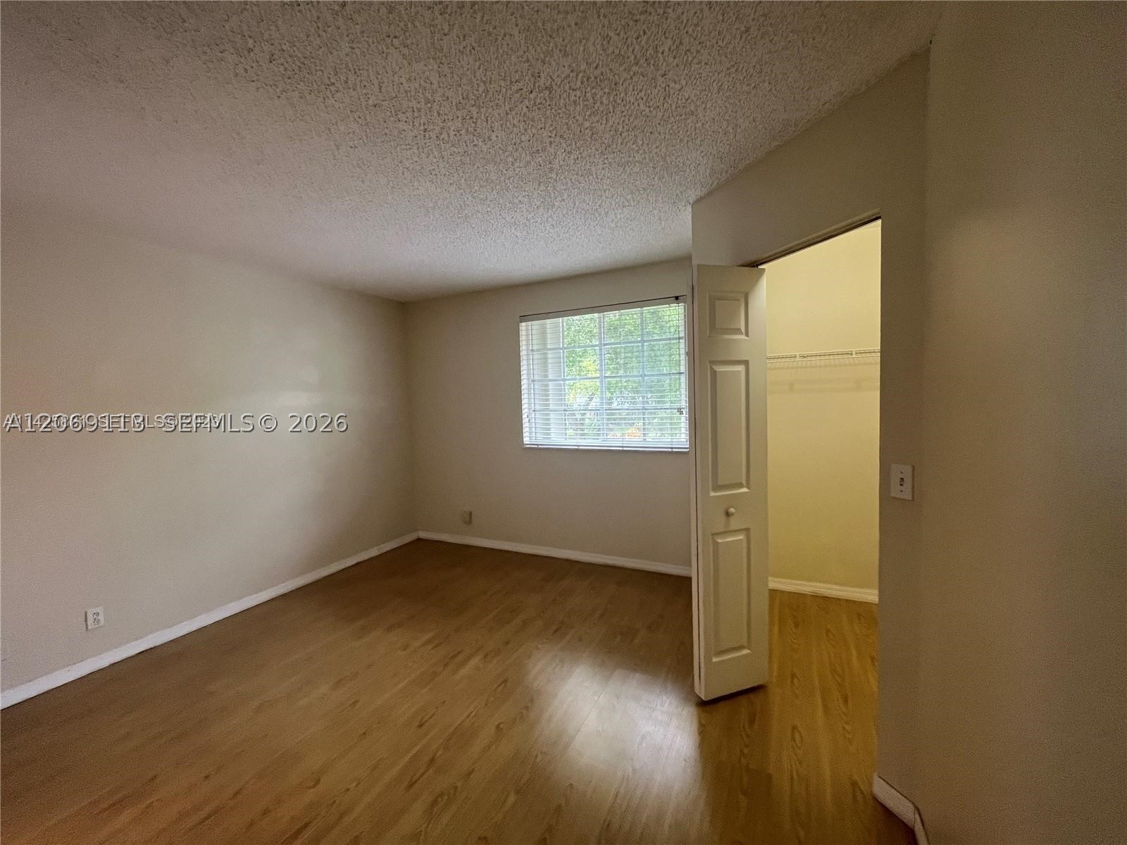 3905 San Simeon Ln Property Photo 8