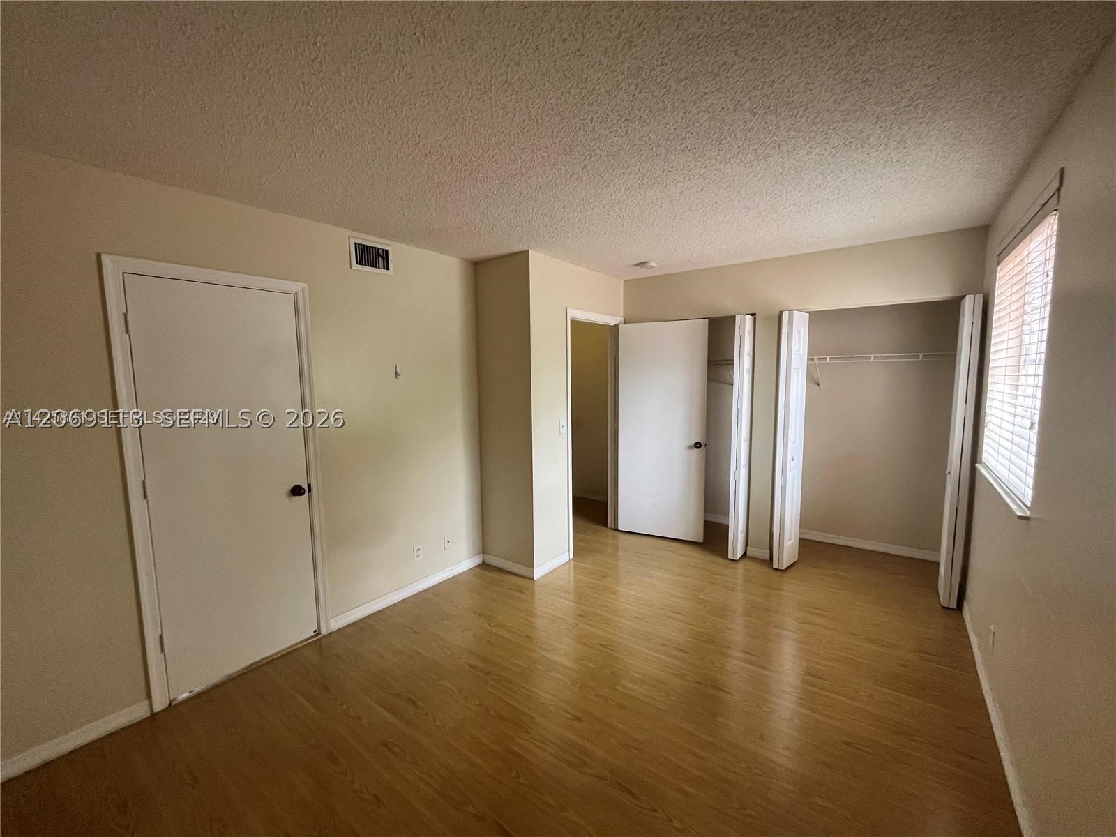 3905 San Simeon Ln Property Photo 12