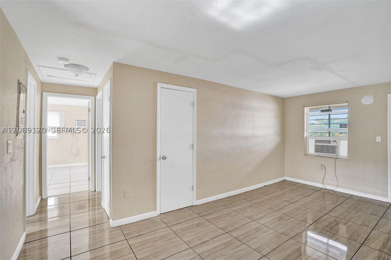5842 Nw 12th Ave Property Photo 5