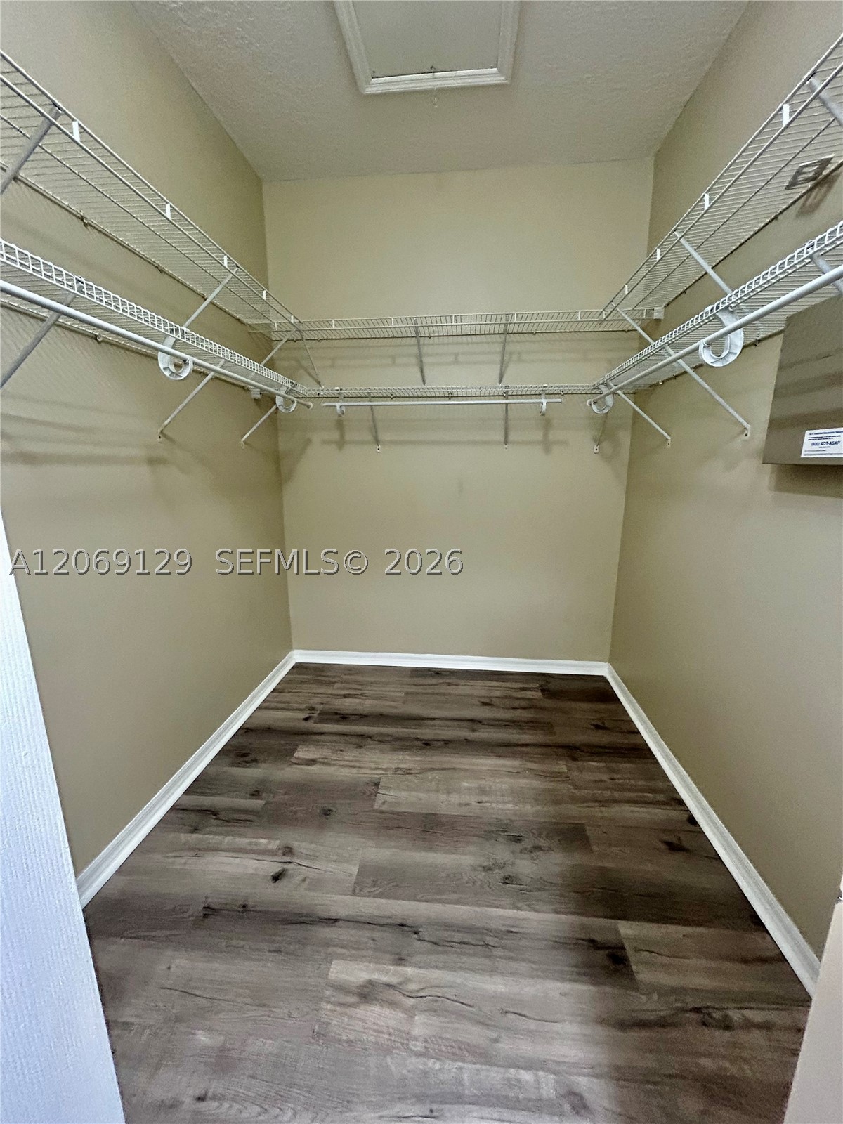 607 Ne 35th Ave 607 Property Photo 23