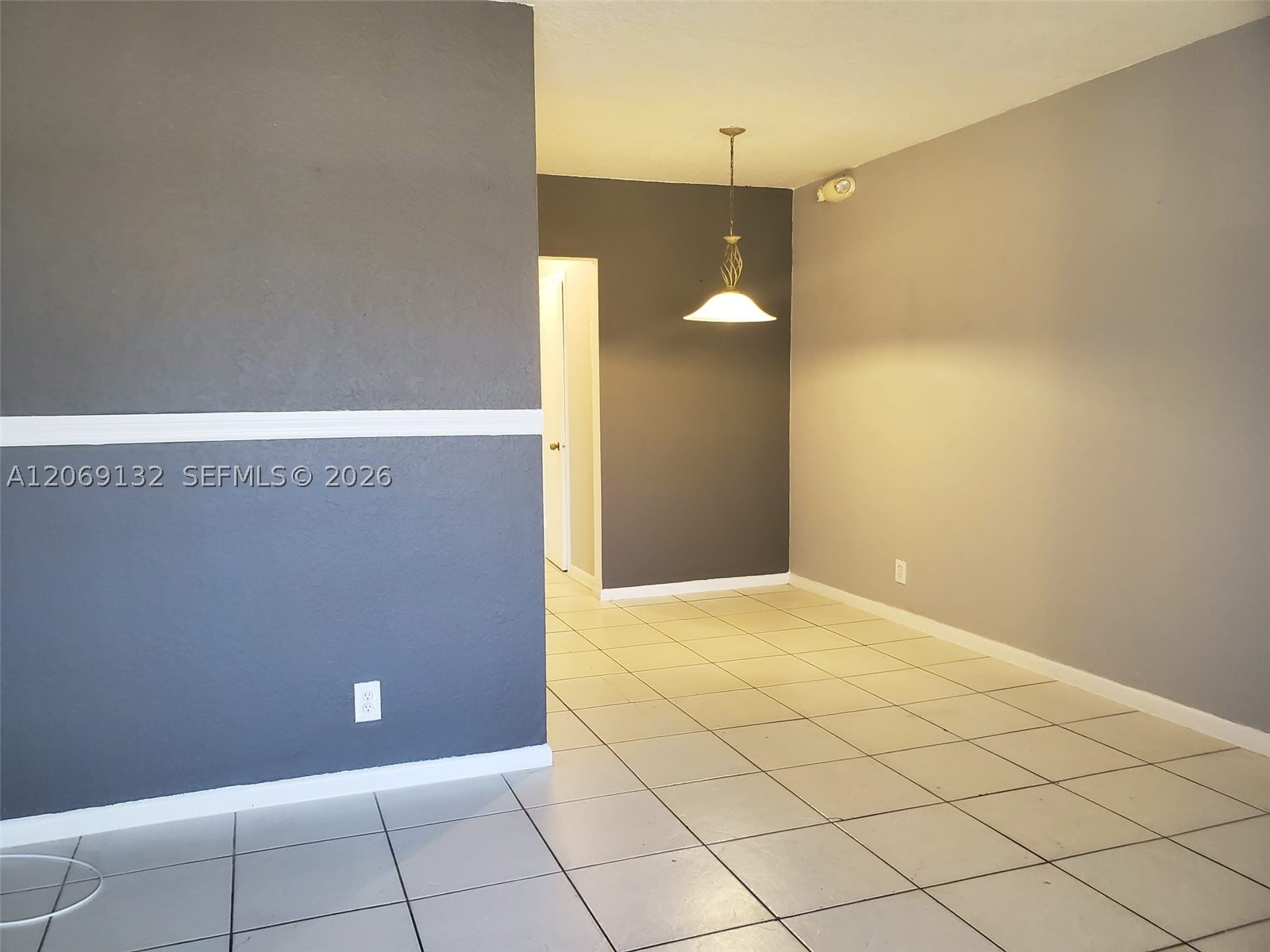 280 Sw 11th Ave 18 Property Photo 3