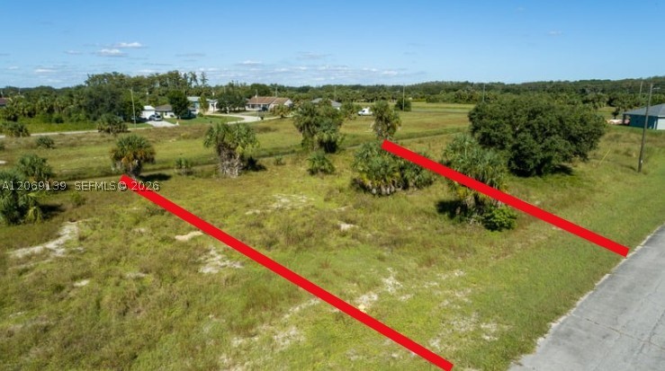 0 Saturn Loop Property Photo 2