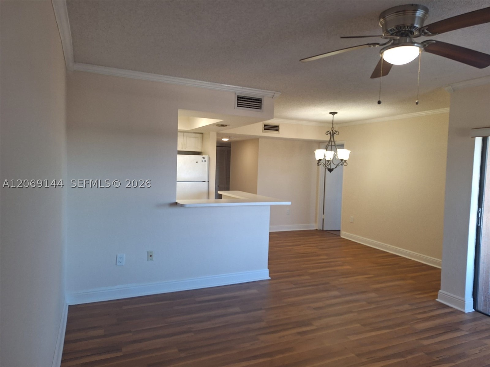 17600 Nw 68th Ave B4009 Property Photo 4