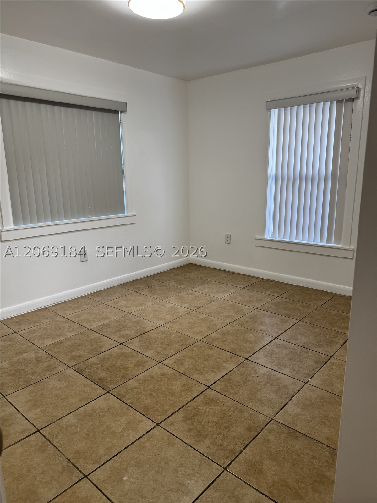 12040 Sw 214th Ter 2 Property Photo 3