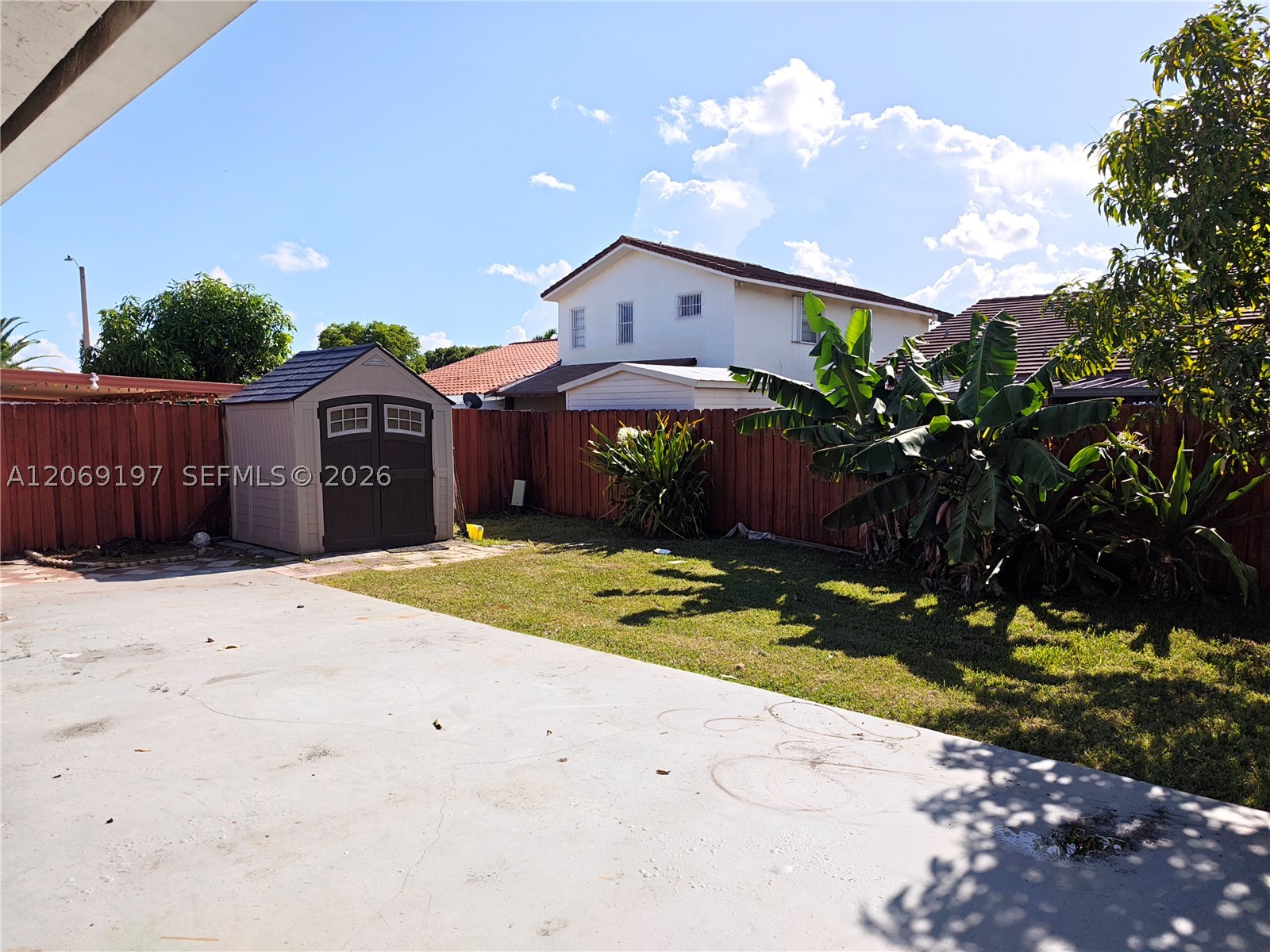 1220 Sw 104th Ave Property Photo 15