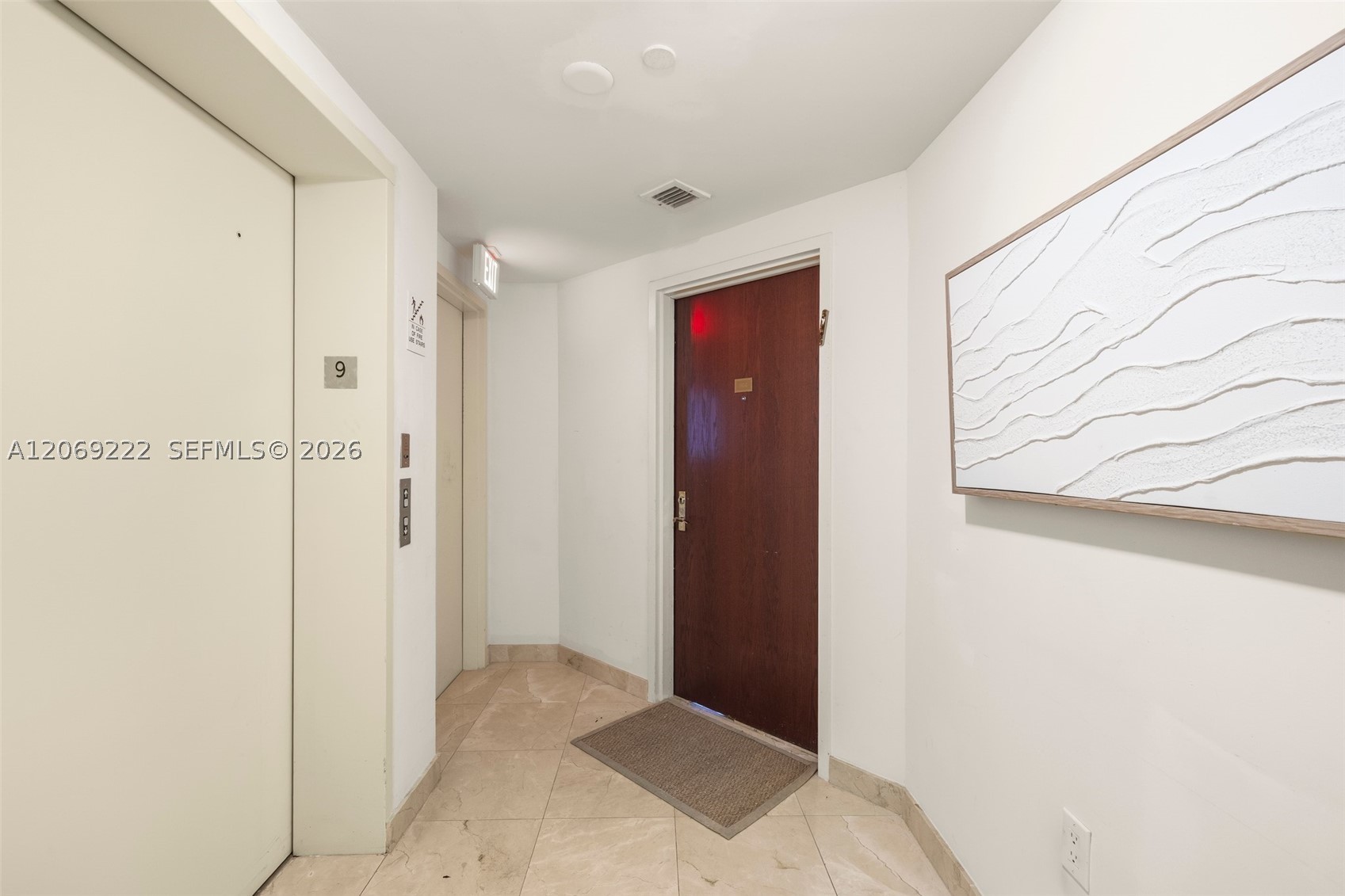 9559 Collins Ave S9-d Property Photo 2