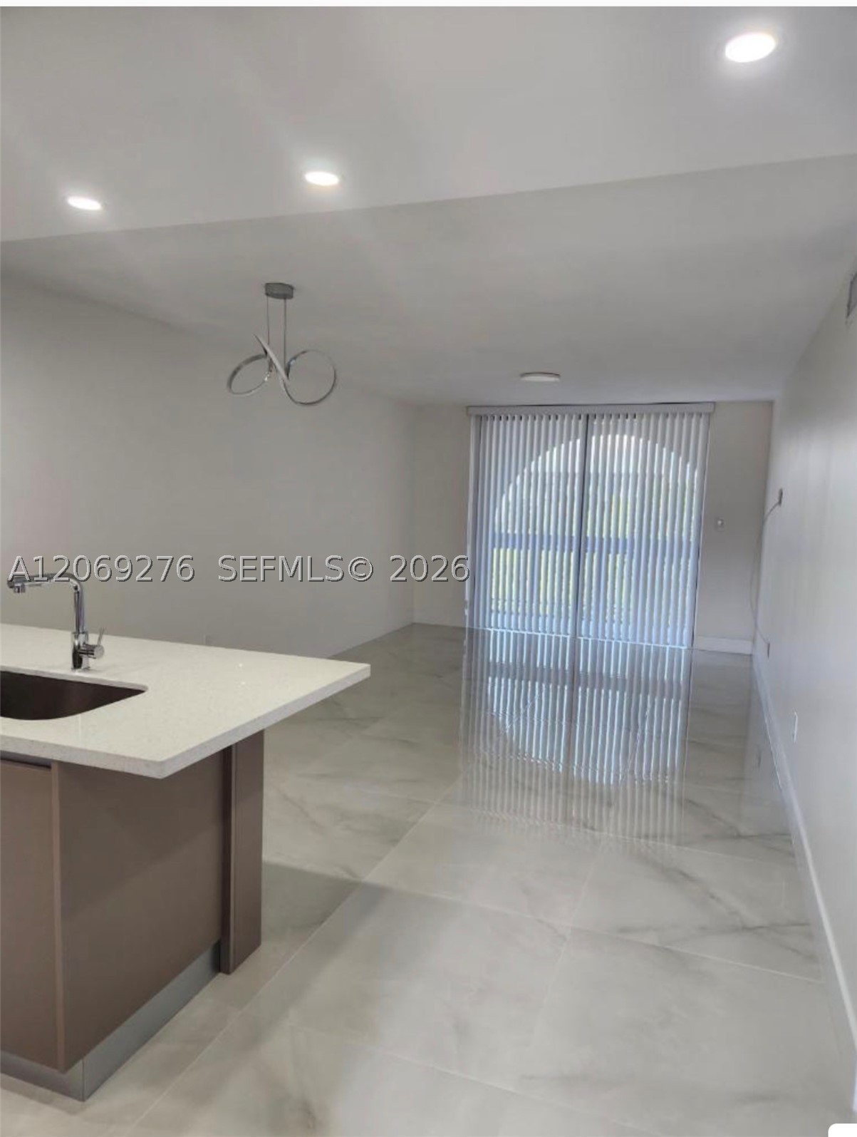 9440 Fontainebleau Blvd 508 Property Photo 4