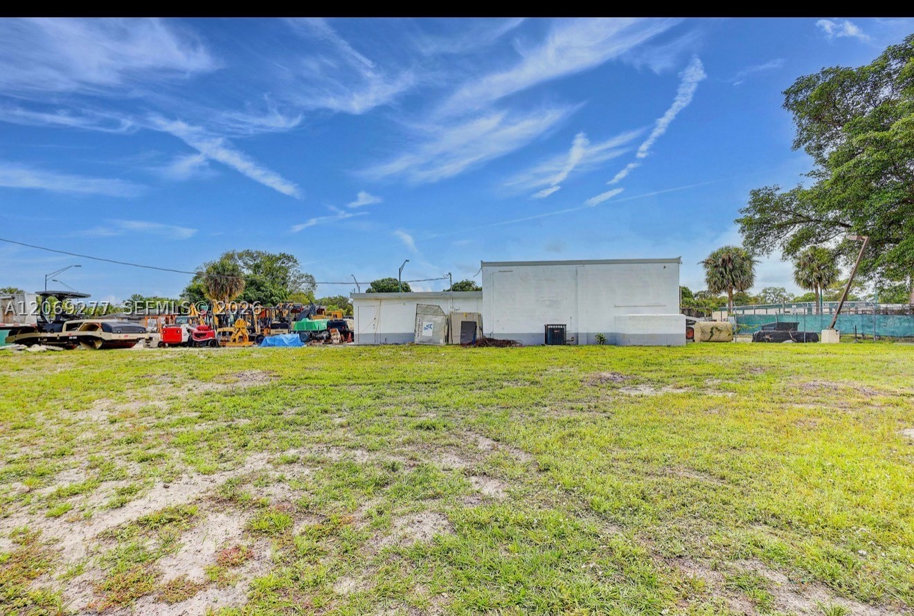 2108 Orange Ave Property Photo 13