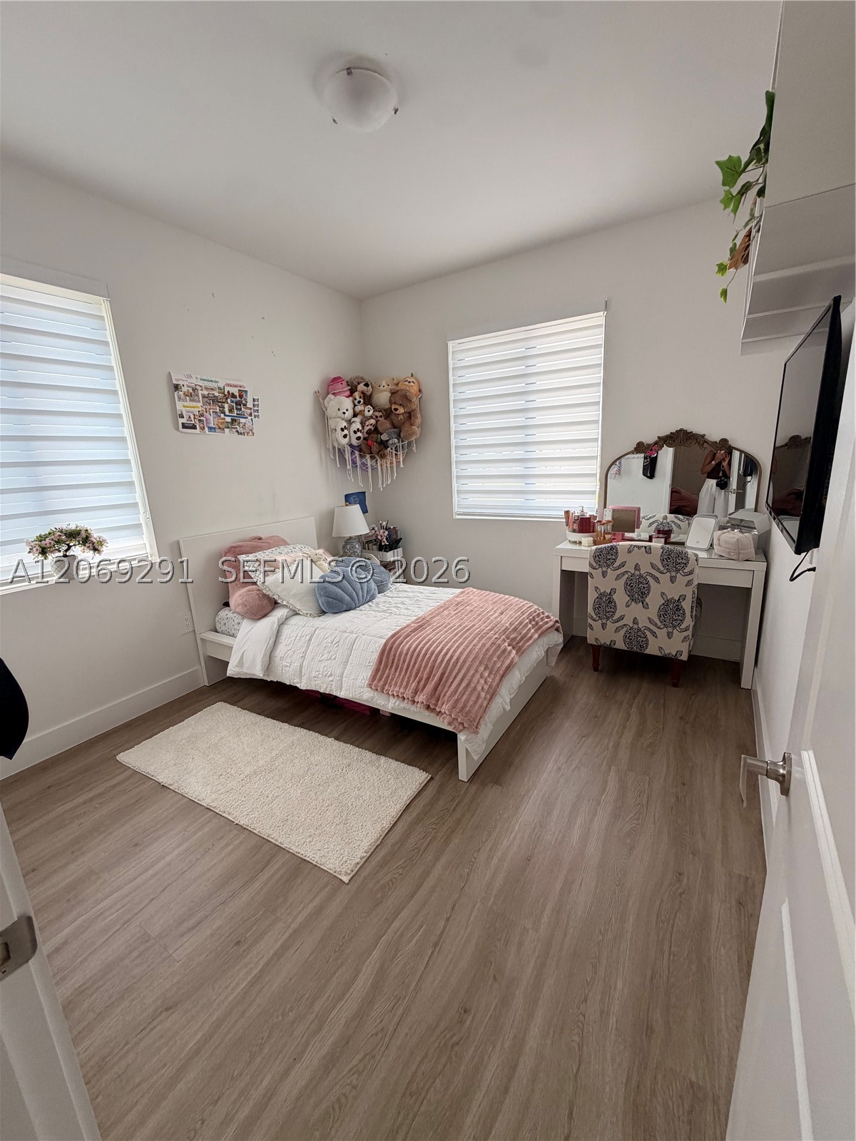 A12069291 Property Photo 11