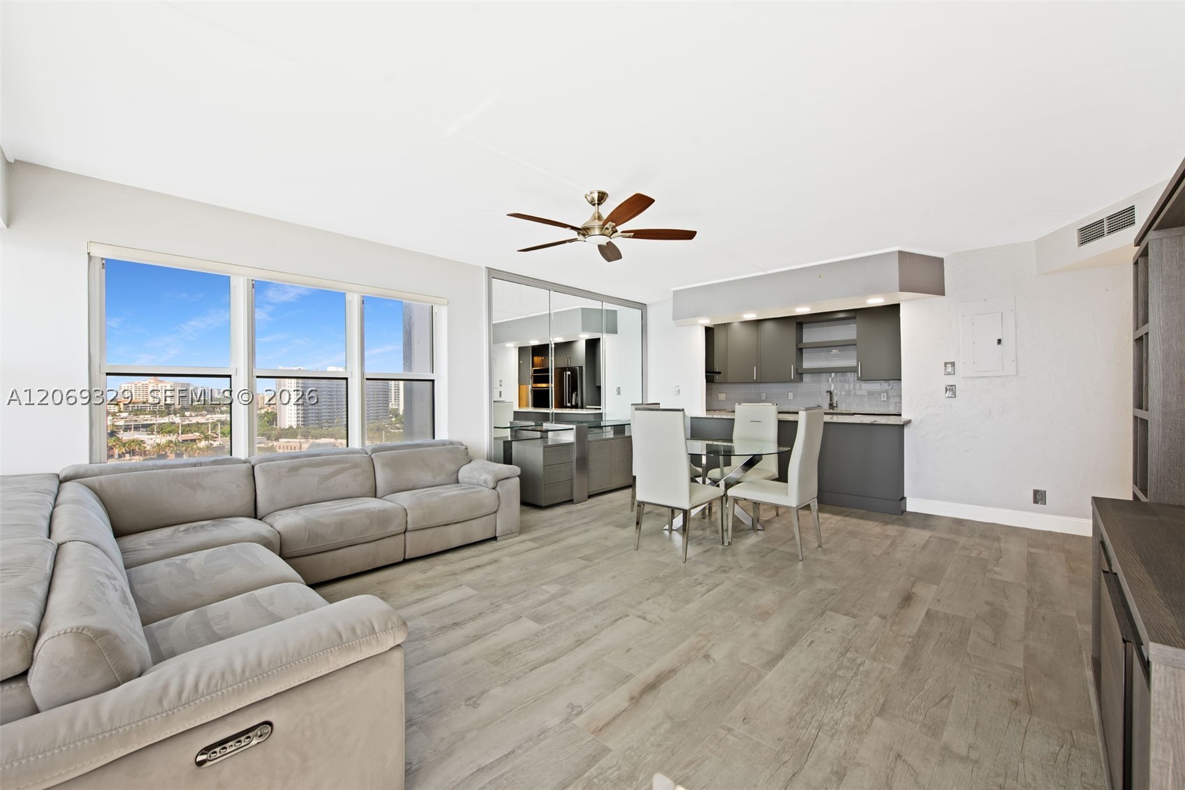 3700 Galt Ocean Dr 910 Property Photo 6