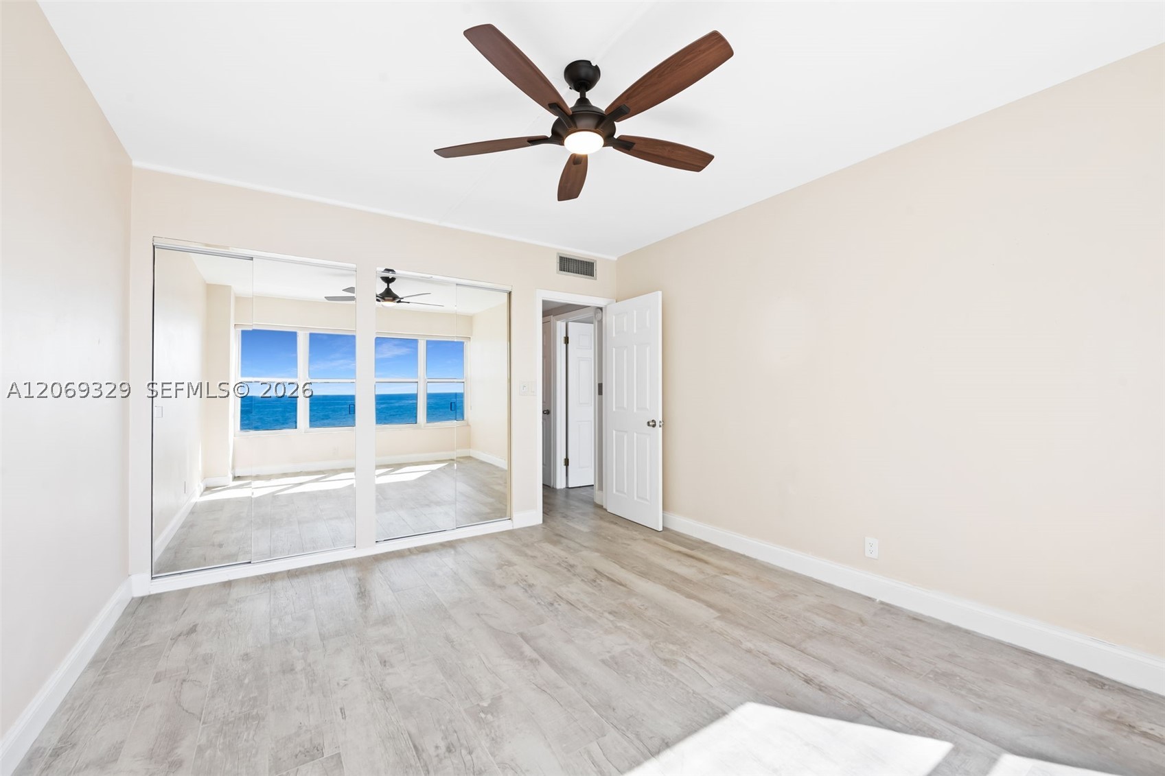 3700 Galt Ocean Dr 910 Property Photo 9