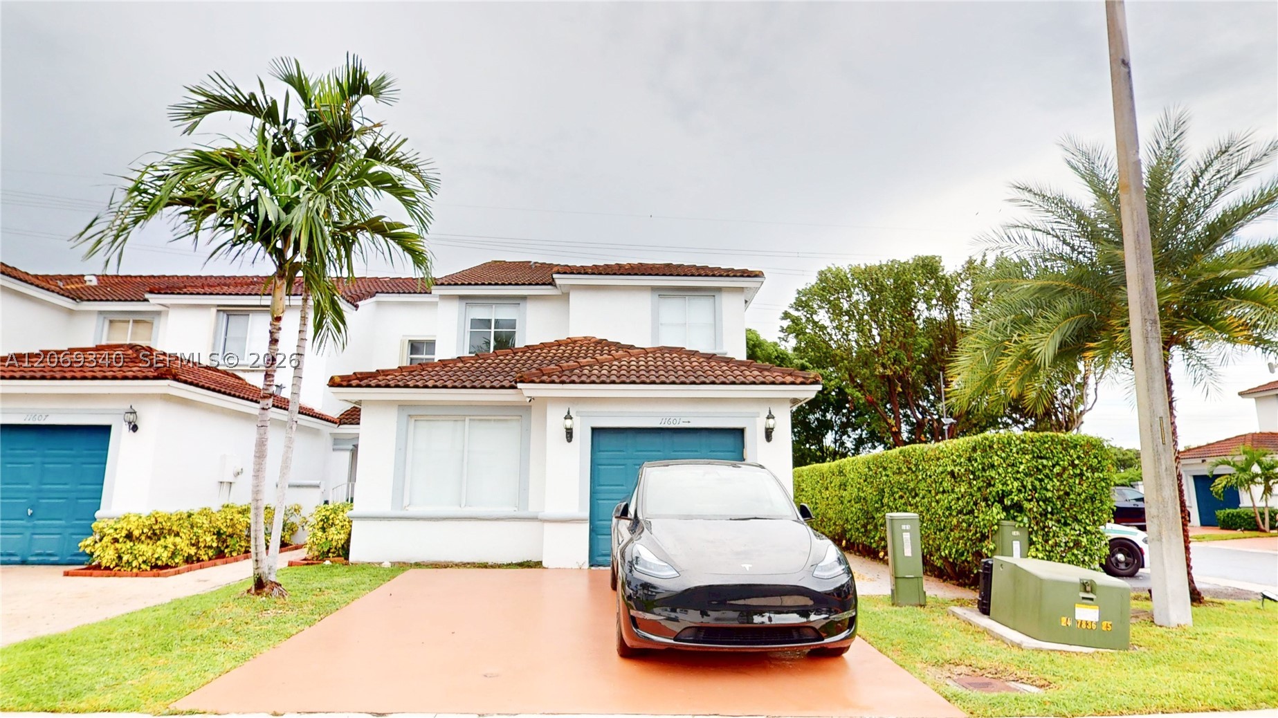A12069340 Property Photo 1