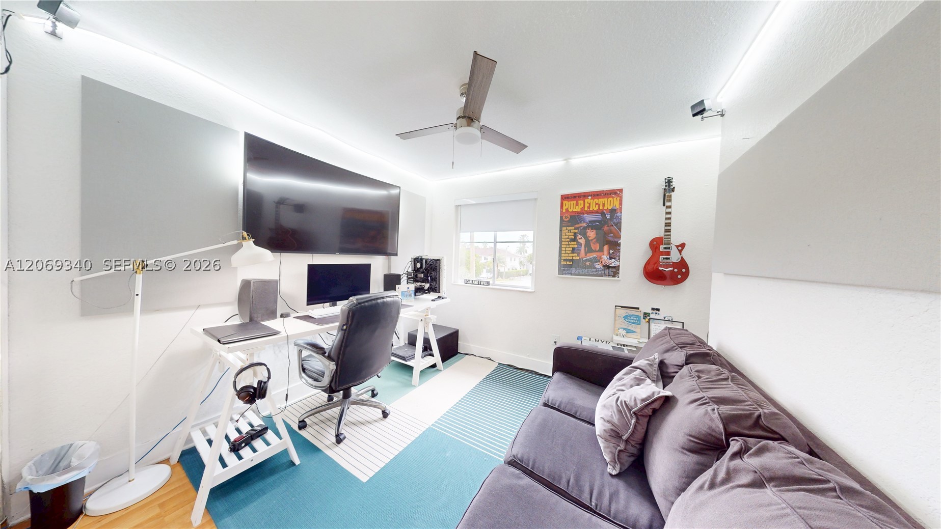 A12069340 Property Photo 17