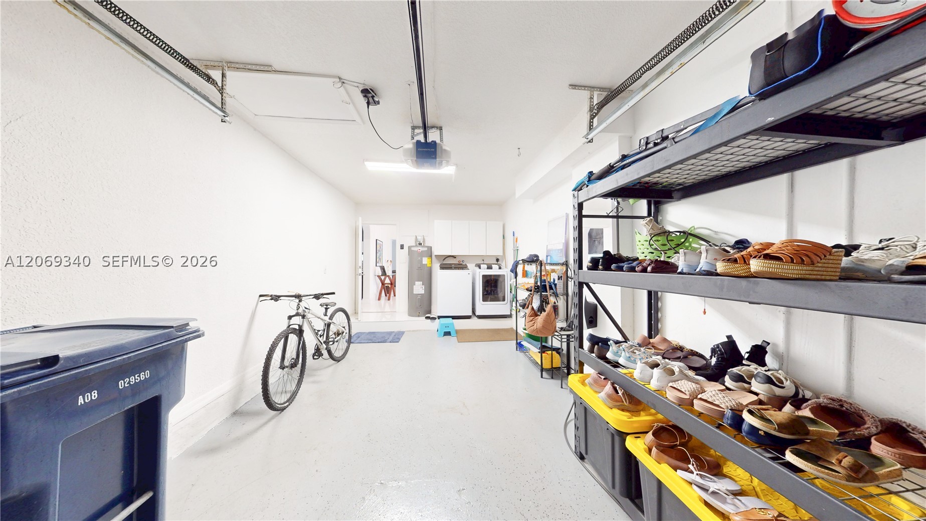 A12069340 Property Photo 24