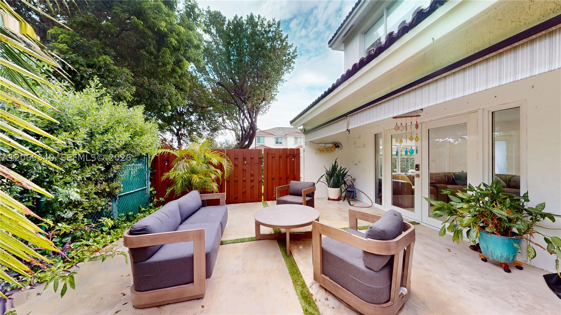 A12069340 Property Photo 26