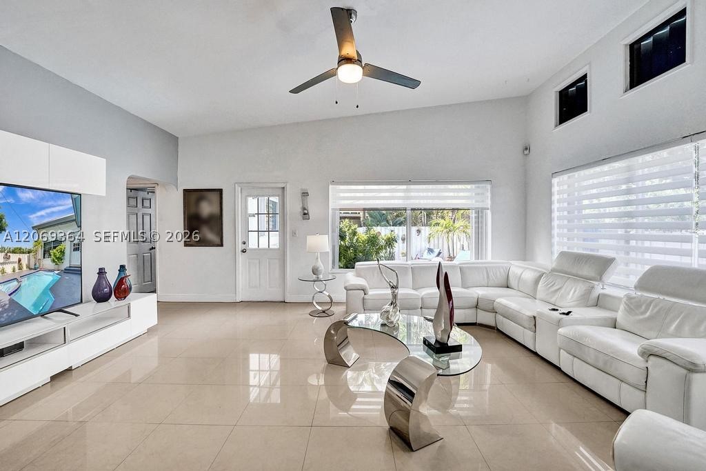 1750 71st St Property Photo 2