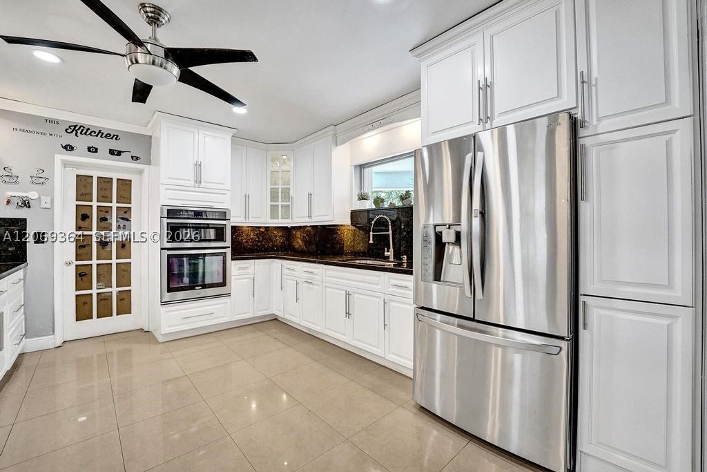 1750 71st St Property Photo 23