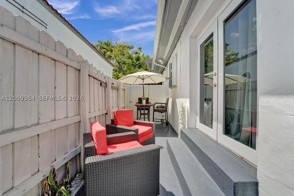 1750 71st St Property Photo 44