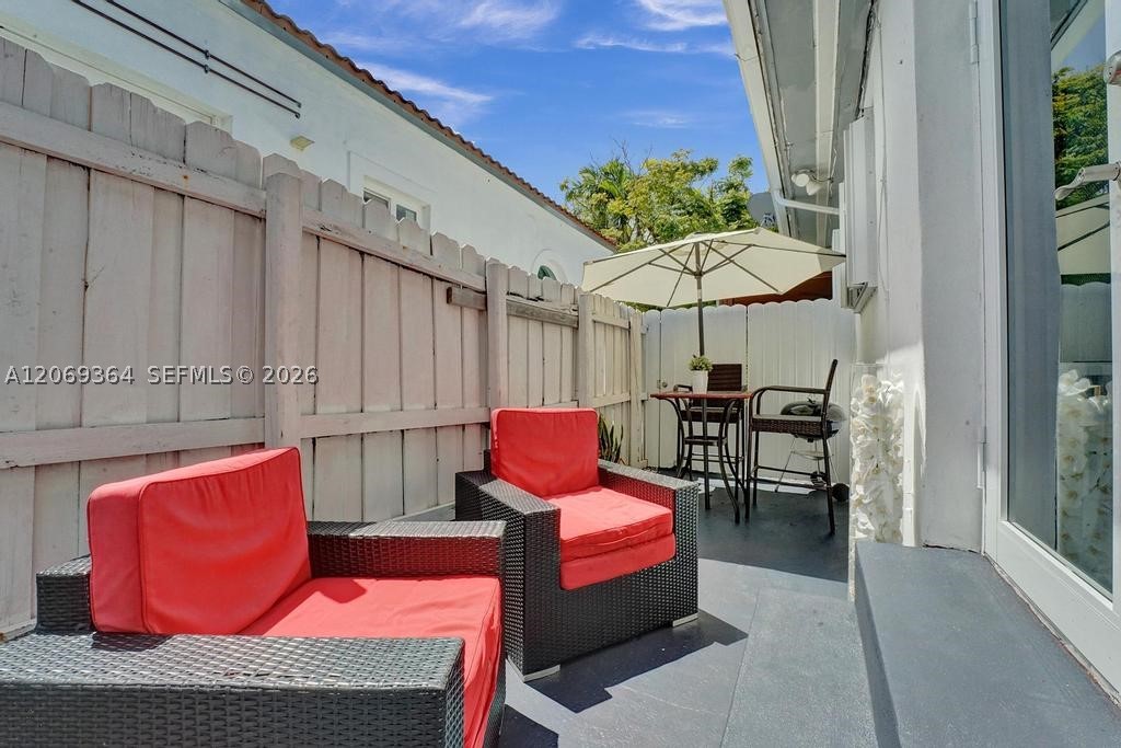 1750 71st St Property Photo 45
