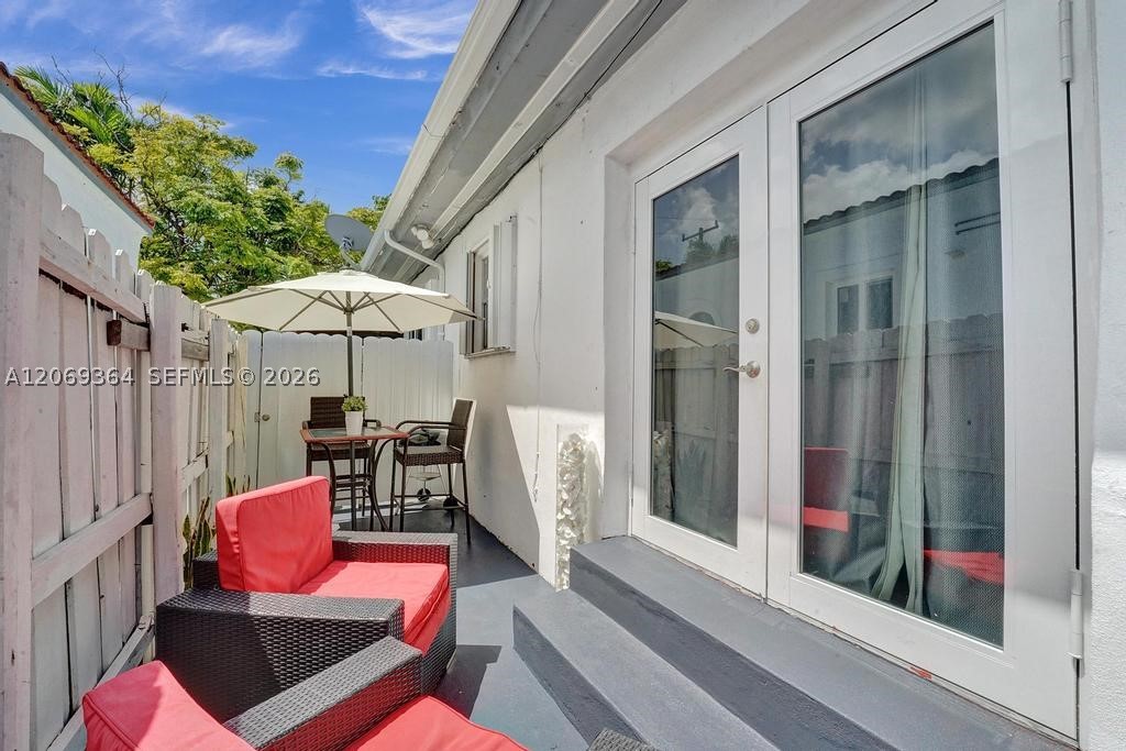 1750 71st St Property Photo 47