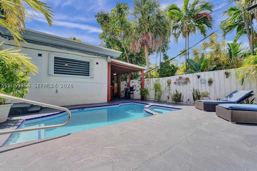 1750 71st St Property Photo 50